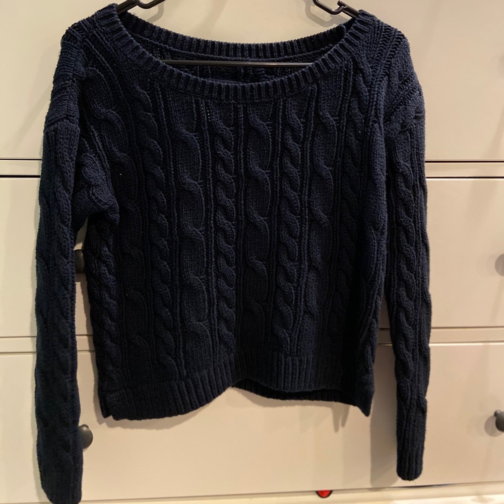 Crew knit sweater